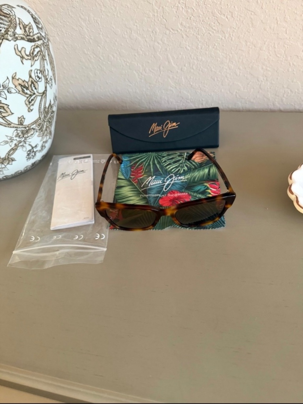 Maui Jim Kou Sunglasses - Picture 4 of 4
